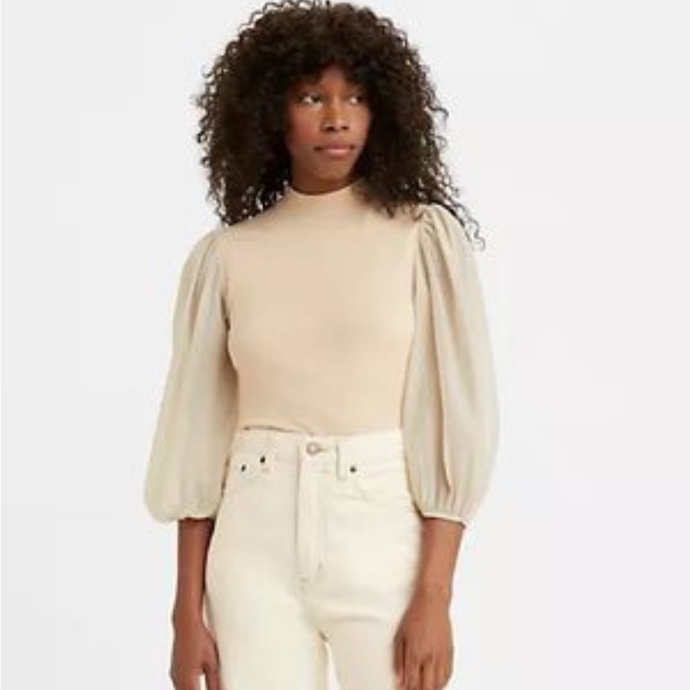 Levi’s Puff Sleeve Blouse